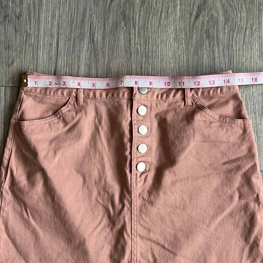 Forever 21 Pink Button Up Skirt Size M